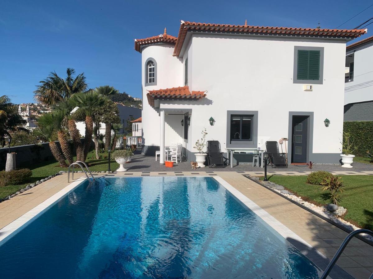 Apt- Sleeps 2 - Pool & Parking - Madeira Appartement Funchal (Madeira)