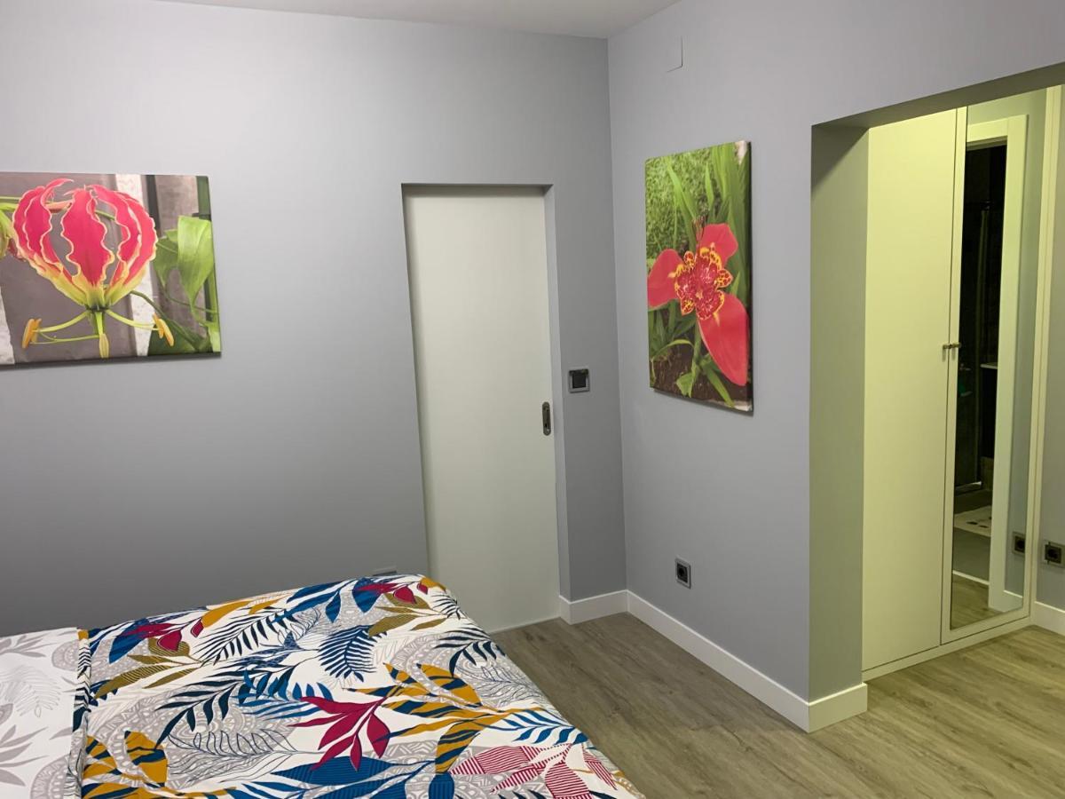 Appartement Apt- Sleeps 2 - Pool & Parking - Madeira *